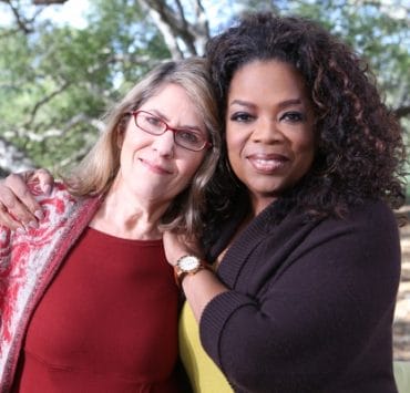 Elizabeth-Lesser_AE1R4886_1