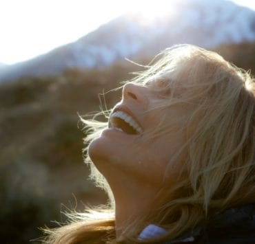 Mariel-Hemingway_RunningFromCrazy_Promo#007