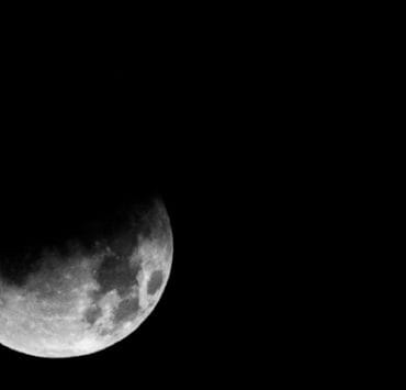 Libra-full-moon-lunar-eclipse_OMTimes