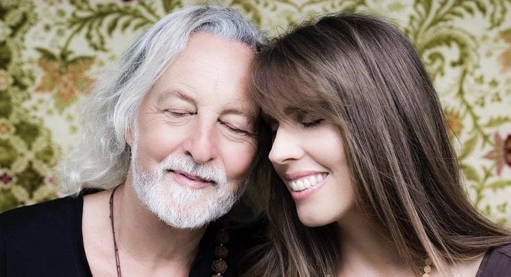 Deva_premal_Miten_omtimes