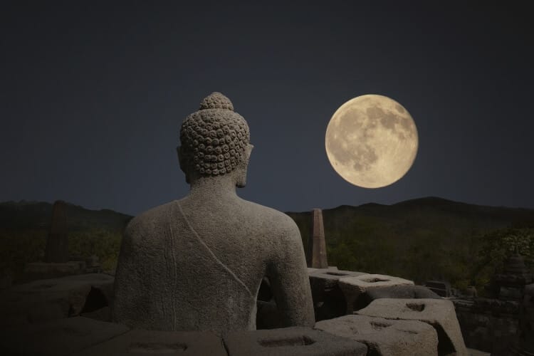 Buddha-Full-Moon-Meditation_OMTimes