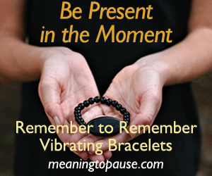 meaning to pause bracelet OMTimes