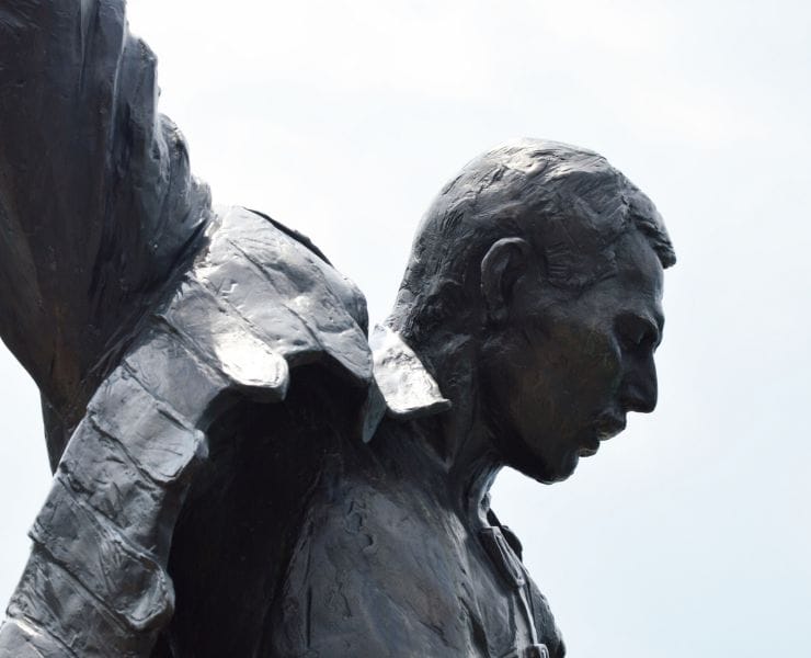 Freddie Mercury-Lisa Shaw