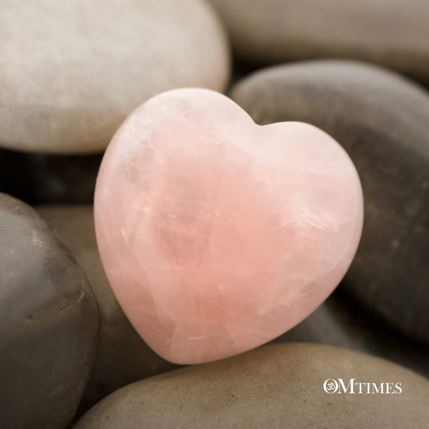 How to Use Rose Quartz To Attract More Love - OMTimes Magazine