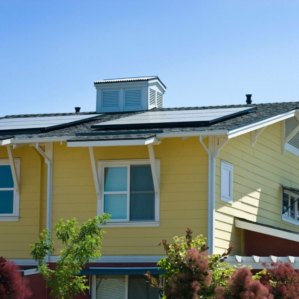 The solar tax credit=How solar power improves sustainability